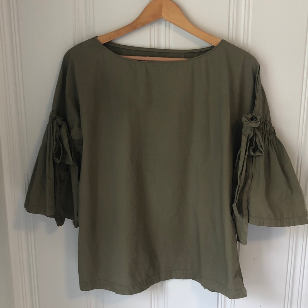 Lou & Grey green blouse